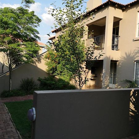 Airport Lodge Guest House Kempton Park Luaran gambar