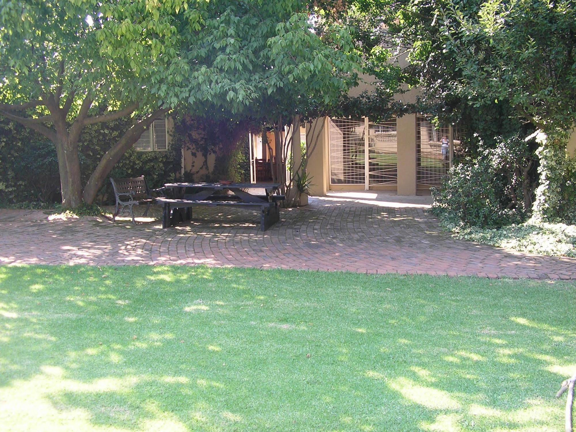 Airport Lodge Guest House Kempton Park Luaran gambar
